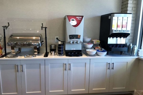 BW PLUS YACHT HARBOR INN